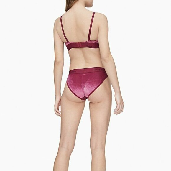 Calvin Klein‎ Women's Velvet Ribbed Bikini Bra Set - Picture 3 of 5